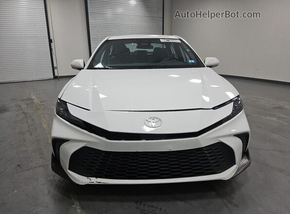 4T1DAACK1SU148392 2025 TOYOTA CAMRY White Սալոնի 360 աստիճան տեսք
