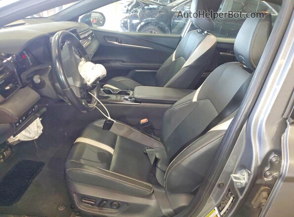 4T1DAACK1SU538487 2025 TOYOTA CAMRY Серый Вид салона спереди