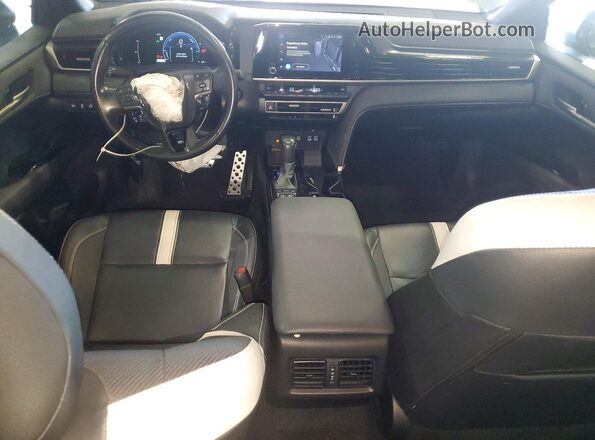 4T1DAACK1SU538487 2025 TOYOTA CAMRY Серый Вид панели приборов