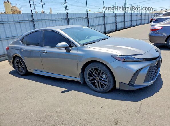 4T1DAACK1SU587060 2025 TOYOTA CAMRY Серый Передняя правая четверть