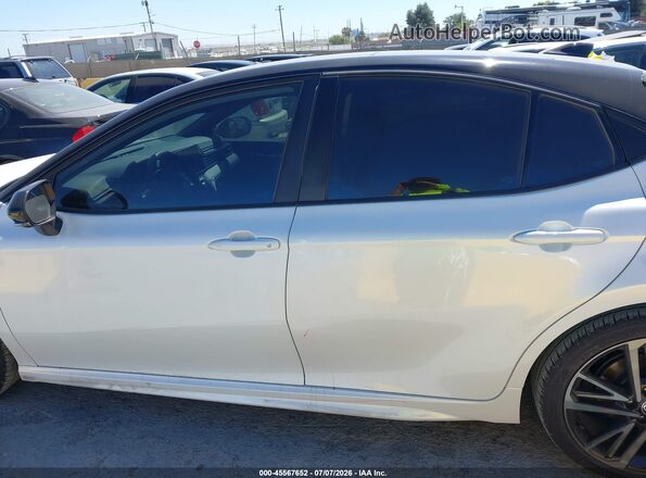 4T1DAACK1TU249465 2026 TOYOTA CAMRY White Widok wnętrza 360 stopni