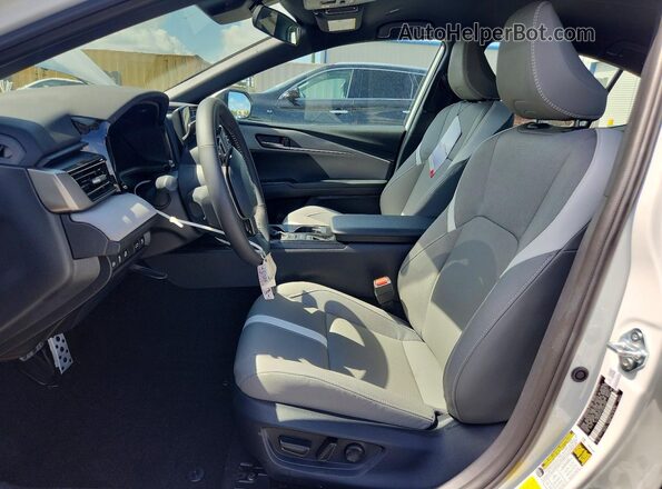 4T1DAACK1TU254956 2026 TOYOTA CAMRY White Вид салону спереду