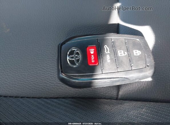 4T1DAACK1TU327498 2026 TOYOTA CAMRY Серый Вид панели приборов