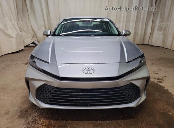 4T1DAACK1TU703584 2026 TOYOTA CAMRY Silver Front view