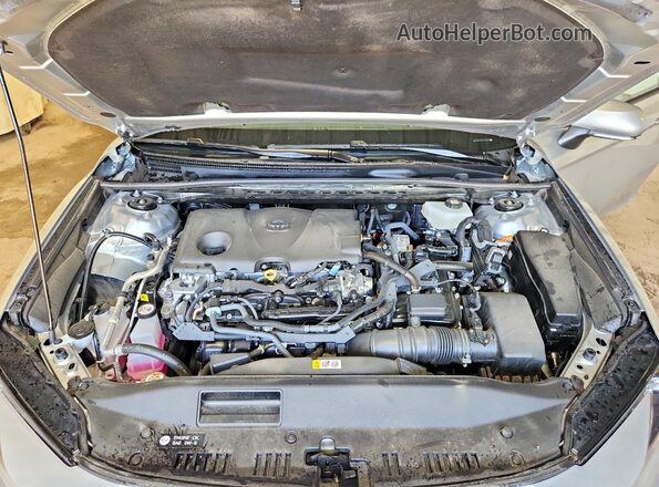 4T1DAACK1TU703584 2026 TOYOTA CAMRY Silver Rear interior view