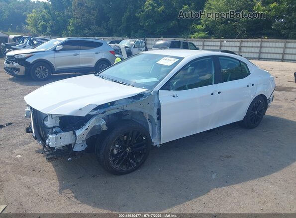 4T1DAACK1TU752574 2026 TOYOTA CAMRY White Առջևի ձախ երեք քառորդ տեսարան