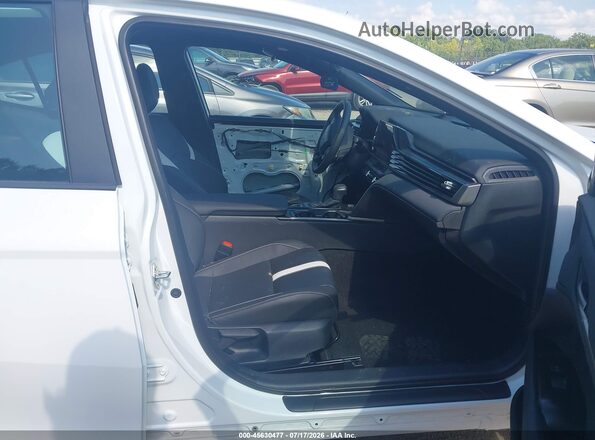 4T1DAACK1TU752574 2026 TOYOTA CAMRY White Սալոնի դիմացի տեսք