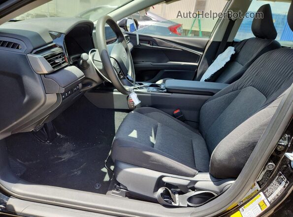 4T1DAACK1TU765163 2026 TOYOTA CAMRY Black წინა სალონის ხედი