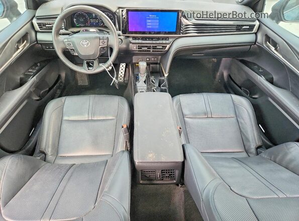 4T1DAACK2SU037737 2025 TOYOTA CAMRY Teal Widok deski rozdzielczej