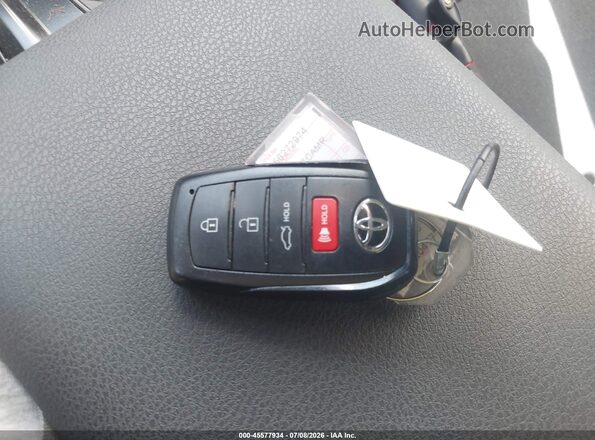4T1DAACK2SU094987 2025 TOYOTA CAMRY Silver Առջևի վահանակի տեսք