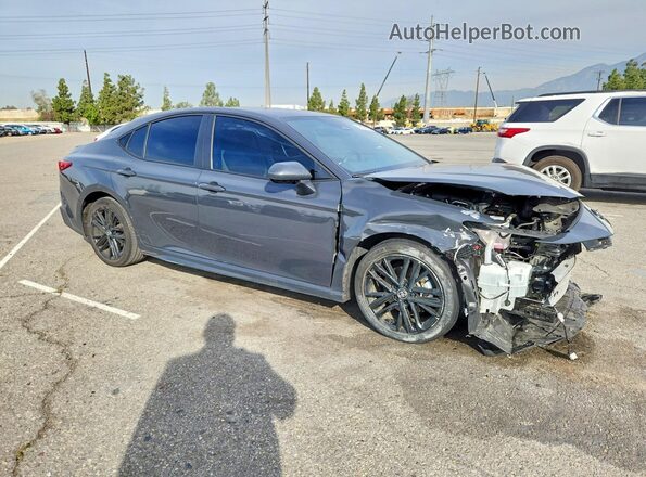4T1DAACK2SU113537 2025 TOYOTA CAMRY Gray Przód prawy