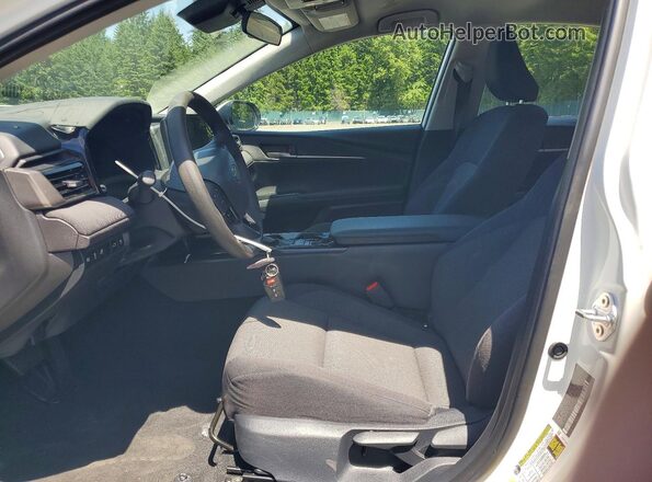 4T1DAACK2SU130435 2025 TOYOTA CAMRY White Вид салону спереду