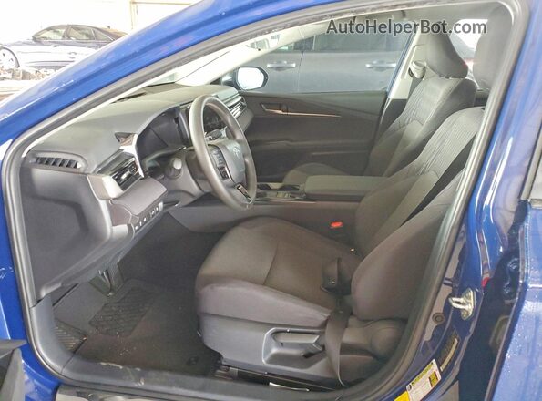 4T1DAACK2SU135036 2025 TOYOTA CAMRY Синий Вид салона спереди