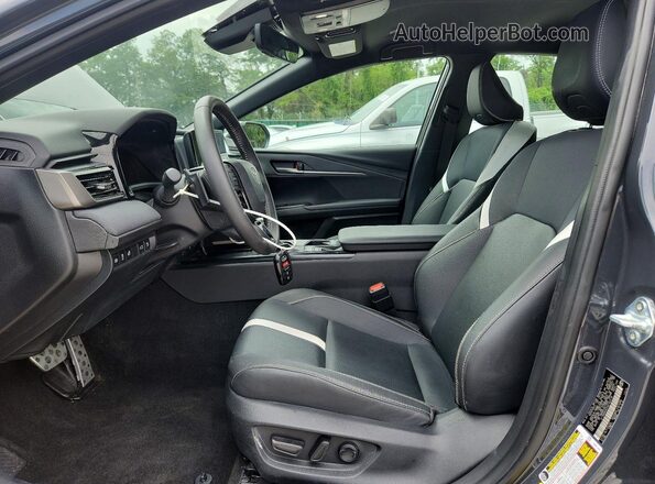 4T1DAACK2SU152418 2025 TOYOTA CAMRY Charcoal Front interior view