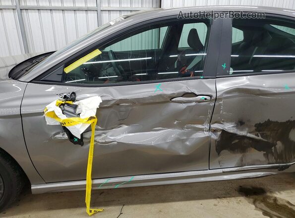 4T1DAACK2SU571479 2025 TOYOTA CAMRY Gray Front interior view