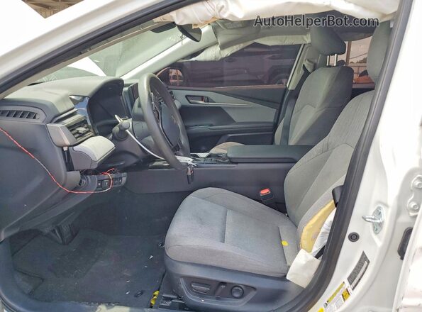 4T1DAACK2SU602424 2025 TOYOTA CAMRY White Vista interior delantera