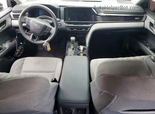 4T1DAACK2SU602424 2025 TOYOTA CAMRY White Vista del salpicadero