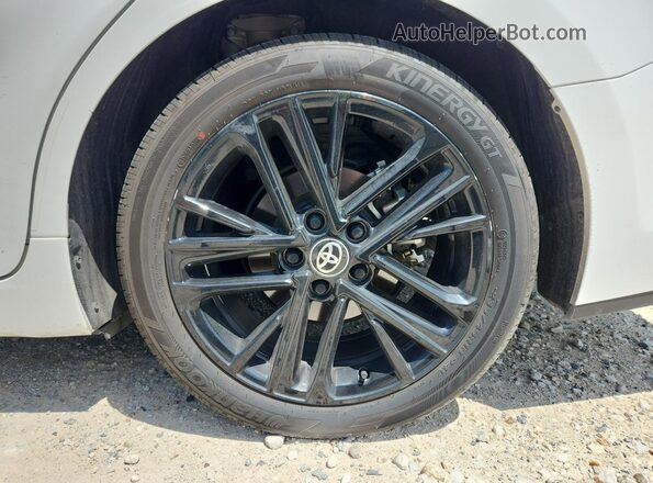 4T1DAACK2TU255470 2026 TOYOTA CAMRY White Widok naklejki z numerem VIN