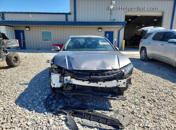 4T1DAACK2TU281695 2026 TOYOTA CAMRY Silver Widok z przodu