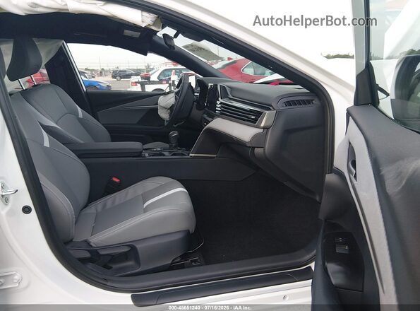 4T1DAACK2TU758514 2026 TOYOTA CAMRY White Front interior view