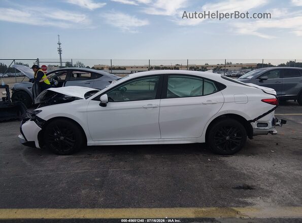 4T1DAACK2TU758514 2026 TOYOTA CAMRY White 360 interior view