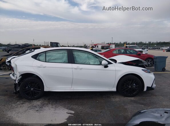 4T1DAACK2TU758514 2026 TOYOTA CAMRY White Rear interior view