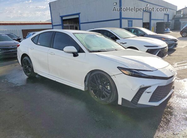 4T1DAACK3SU018629 2025 TOYOTA CAMRY White Przód prawy