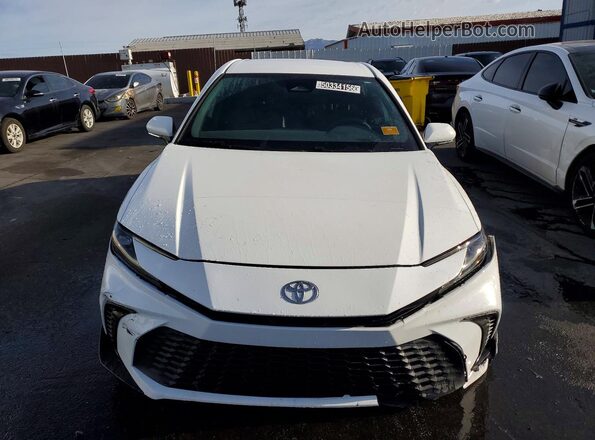 4T1DAACK3SU018629 2025 TOYOTA CAMRY White Widok z przodu