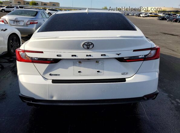 4T1DAACK3SU018629 2025 TOYOTA CAMRY White Widok z tyłu