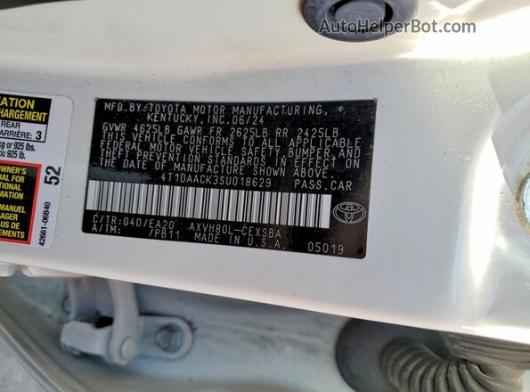 4T1DAACK3SU018629 2025 TOYOTA CAMRY White Widok naklejki z numerem VIN