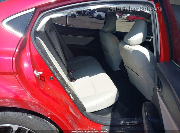 4T1DAACK3SU108105 2025 TOYOTA CAMRY Red Vista de la etiqueta del VIN