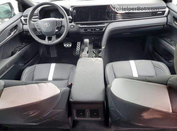 4T1DAACK3SU135790 2025 TOYOTA CAMRY Черный Вид панели приборов