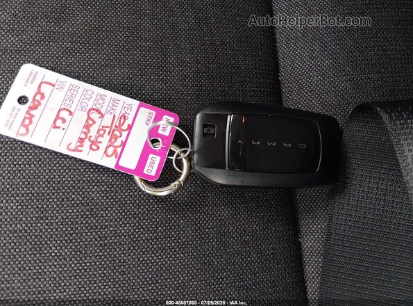 4T1DAACK3SU174038 2025 TOYOTA CAMRY Gray Dashboard view