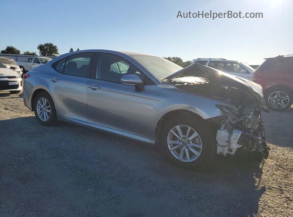 4T1DAACK3SU509654 2025 TOYOTA CAMRY Silver Przód prawy