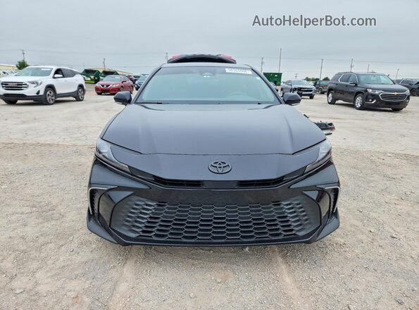 4T1DAACK3SU541472 2025 TOYOTA CAMRY Черный Вид спереди
