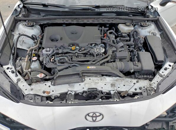 4T1DAACK3SU571362 2025 TOYOTA CAMRY White Widok wnętrza z tyłu