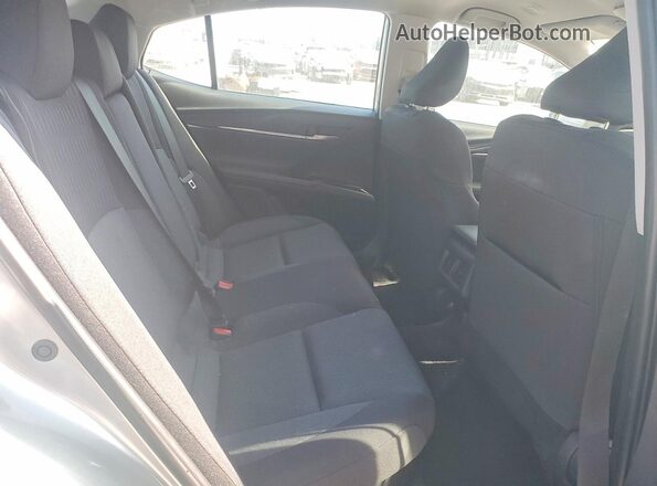 4T1DAACK3SU621564 2025 TOYOTA CAMRY Серебряный Вид задних сидений