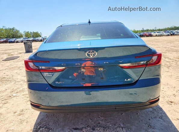 4T1DAACK3SU638073 2025 TOYOTA CAMRY Teal Հետևի տեսք