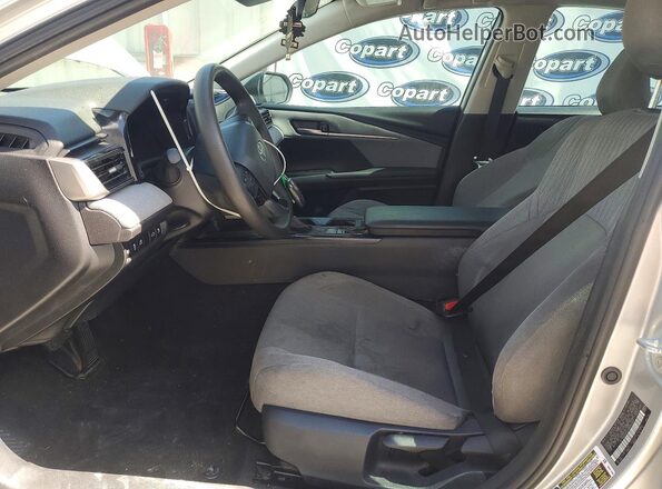 4T1DAACK3TU654839 2026 TOYOTA CAMRY Silver Սալոնի դիմացի տեսք