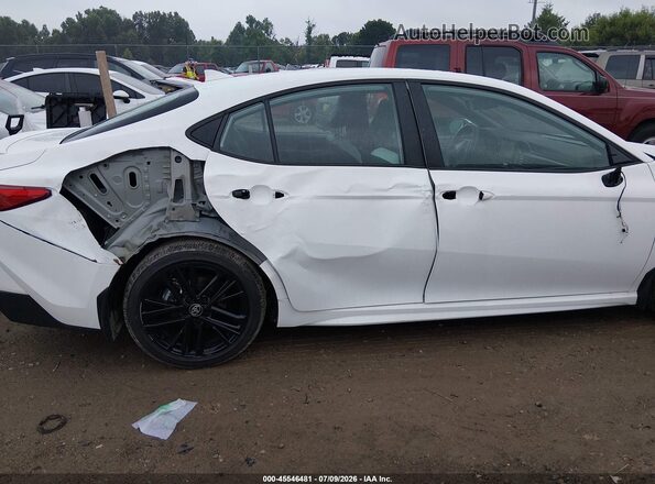 4T1DAACK3TU657305 2026 TOYOTA CAMRY Белый Вид спереди