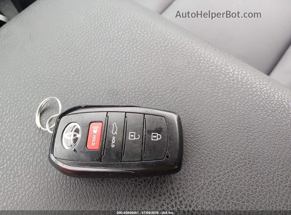4T1DAACK3TU657305 2026 TOYOTA CAMRY Белый Вид панели приборов