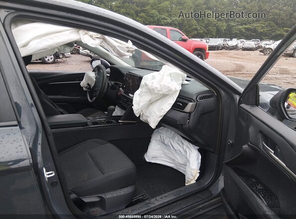 4T1DAACK3TU667672 2026 TOYOTA CAMRY Серый Вид салона спереди