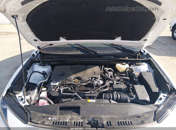 4T1DAACK3TU696833 2026 TOYOTA CAMRY Белый Вид сзади