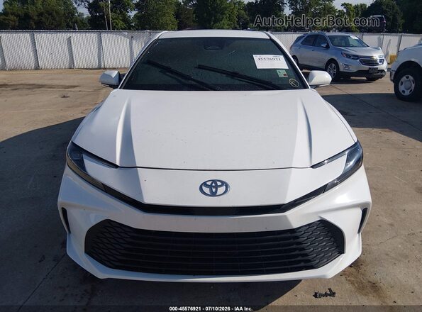4T1DAACK3TU696833 2026 TOYOTA CAMRY Белый Вид щитка приборов