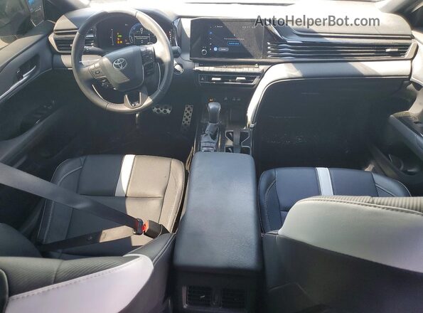 4T1DAACK4SU020275 2025 TOYOTA CAMRY Белый Вид панели приборов