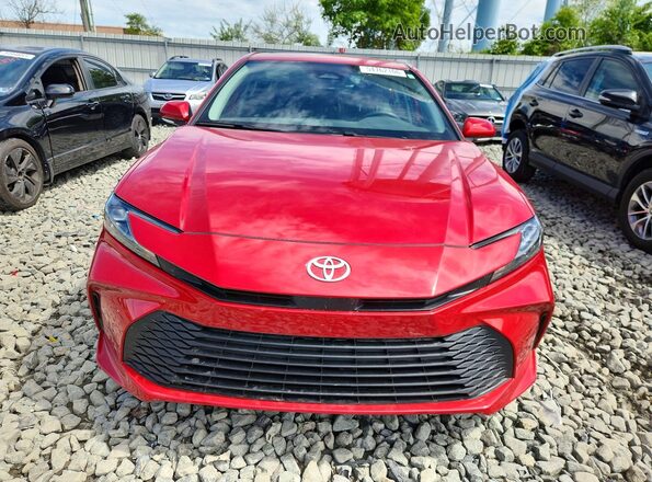 4T1DAACK4SU044415 2025 TOYOTA CAMRY Красный Вид спереди