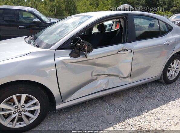 4T1DAACK4SU044706 2025 TOYOTA CAMRY Silver Դիմացի տեսք