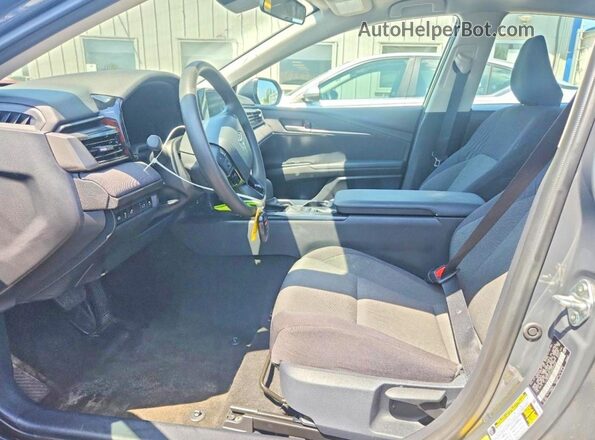 4T1DAACK4SU090830 2025 TOYOTA CAMRY Серый Вид салона спереди
