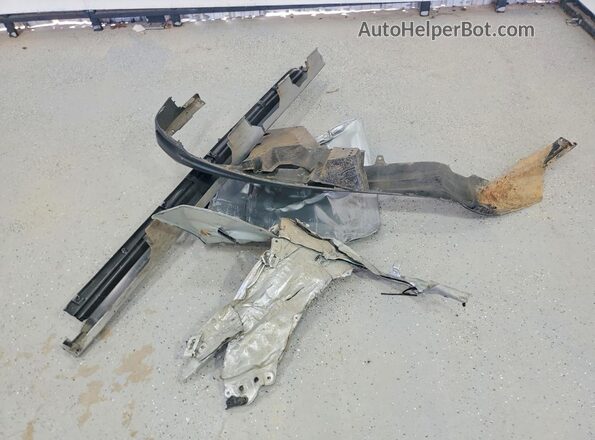 4T1DAACK4SU097874 2025 TOYOTA CAMRY Серебряный Вид подкапотного пространства
