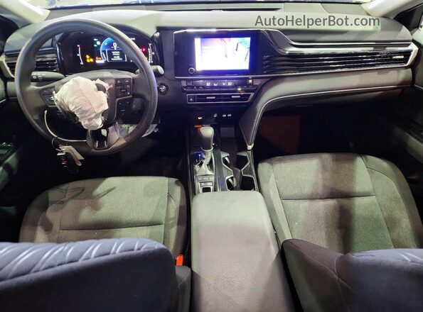 4T1DAACK4SU129366 2025 TOYOTA CAMRY Белый Вид панели приборов